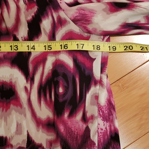 Blouce - Picture 11 of 13